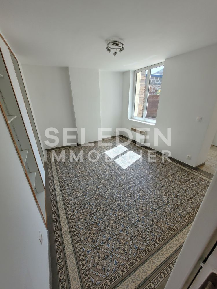 Appartement T2 plain pied avec cour