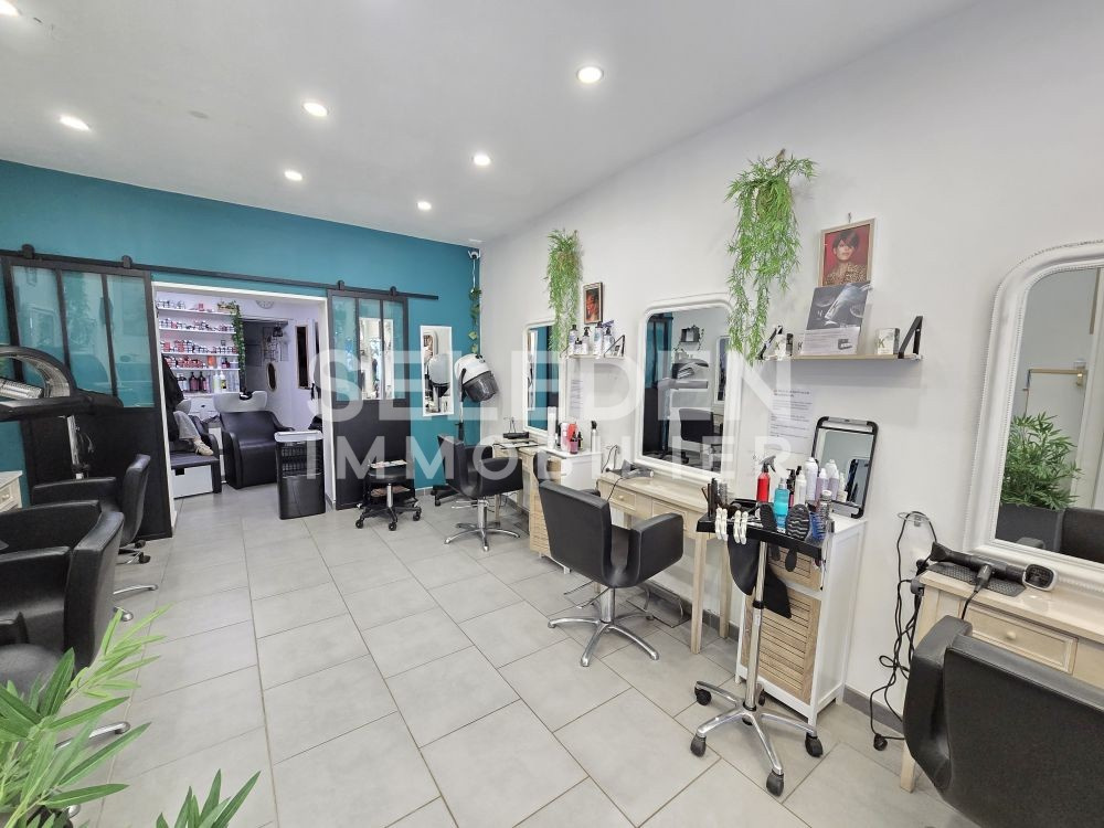 Local commercial vendu loué